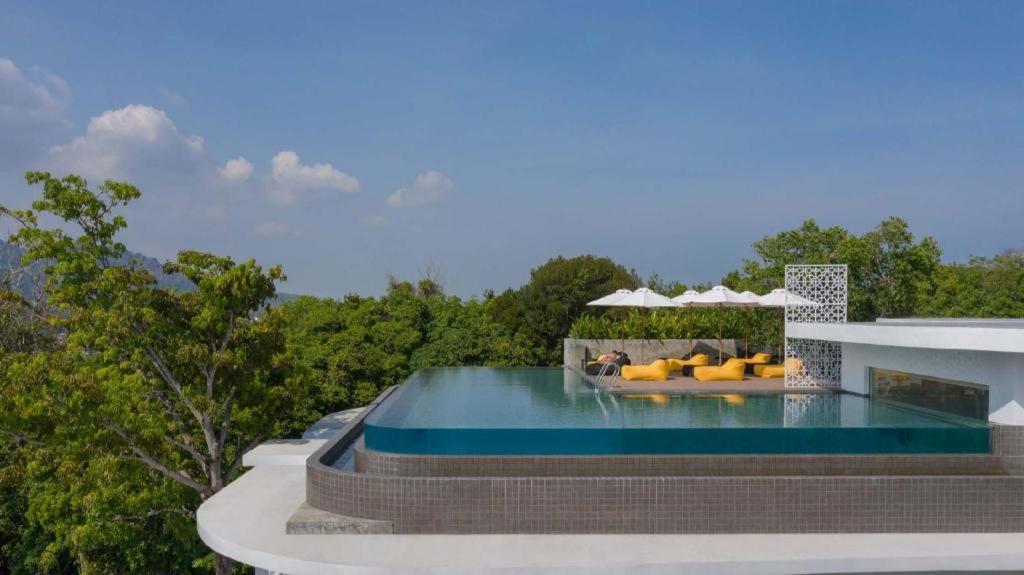 Utopia Naiharn Nai Harn Buitenkant foto