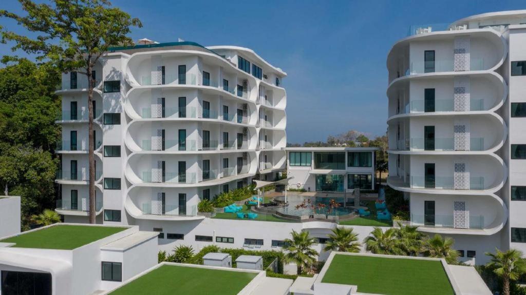 Utopia Naiharn Nai Harn Buitenkant foto